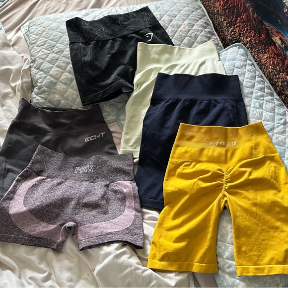 Alphalete gymshark pink echt amplify lot scrunch shorts - Picture 2 of 4